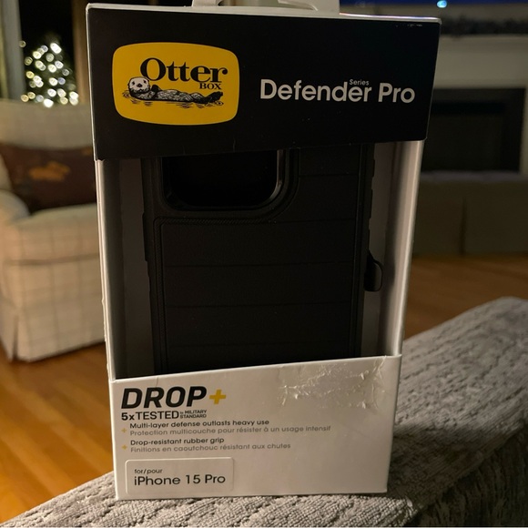 OtterBox Defender Pro Series Case and Holster For iPhone 15 Pro - Black - Picture 3 of 6